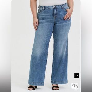 Torrid Wide Leg Vintage Stretch High Rise Jeans